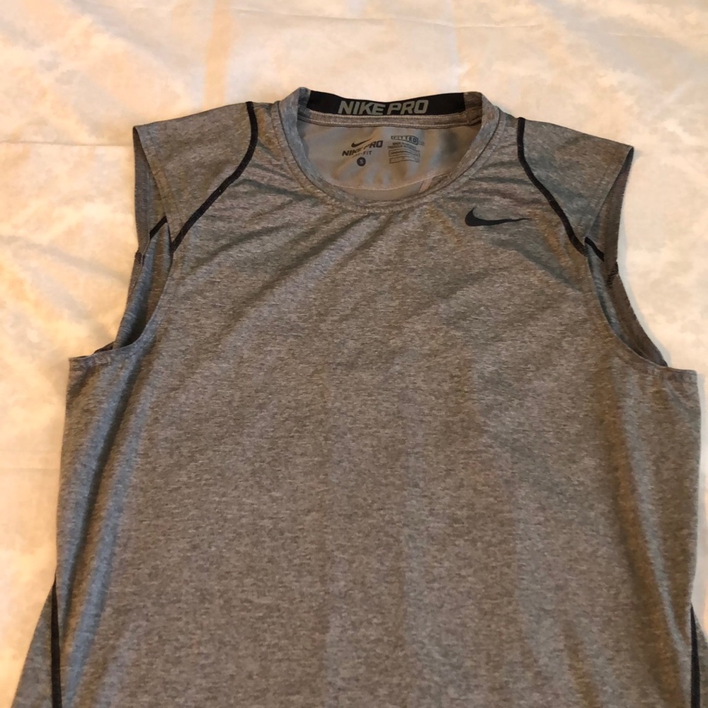 Nike tee shirt